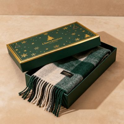 صناديق هدايا عيد الميلاد الفاخرة المخصصة من الكرتون الصلب غير اللامع لتغليف الوشاح، الفستان، الملابس الداخلية، القميص، مواد معقمة معاد تدويرها