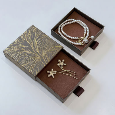 شعار مخصص صديق للبيئة مطبوع صلب جامد إعادة تدوير نمط ورق تغليف علبة درج من الورق المقوى منزلقة للمجوهرات