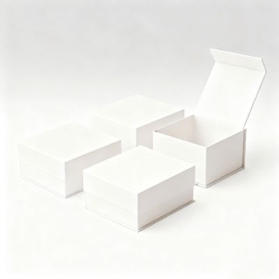 صناديق هدايا مغناطيسية سوداء فارغة ضحلة A5 لتعبئة التجزئة من الورق المقوى مع ختم وطباعة متلاشية