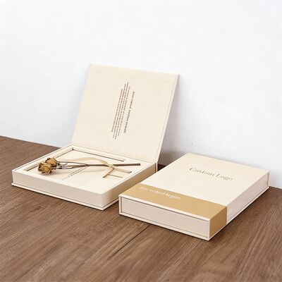 صندوق تغليف هدايا مغناطيسي من الورق المقوى الصلب بتصميم شعار مخصص لبطاقات رياضية